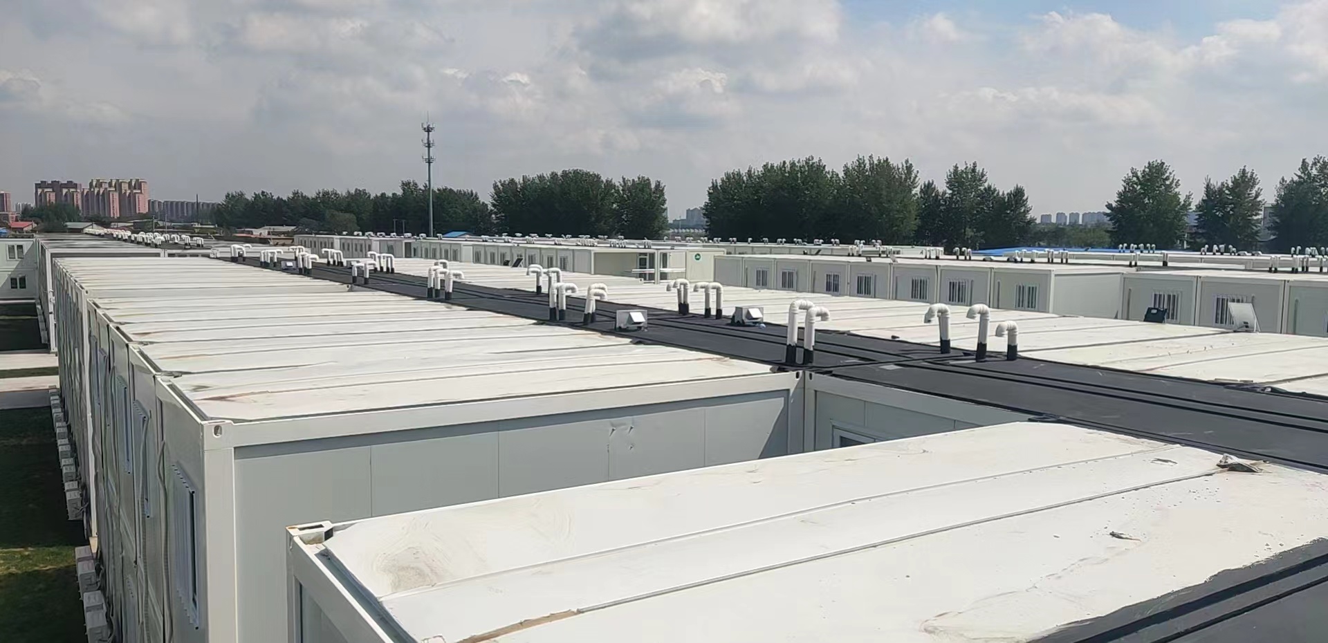 眾志成城，共同抗疫！廣恒防水馳援遼陽方艙醫(yī)院項目。